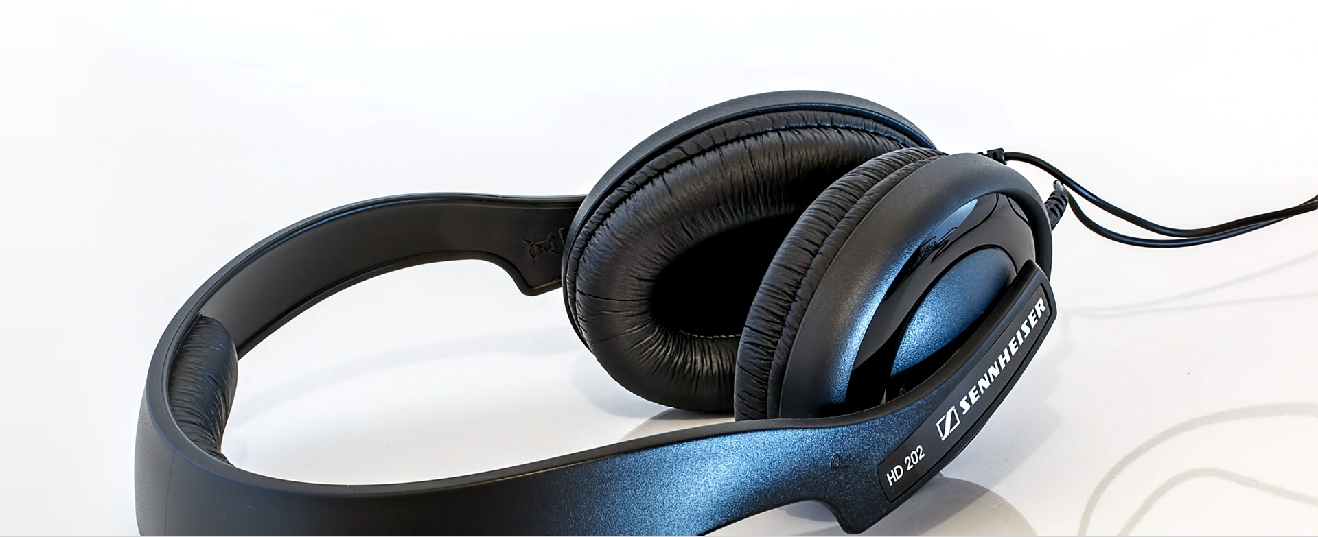 Nachgedruckte High-Tech-Power-Batterie-AI-Automobilherstellung